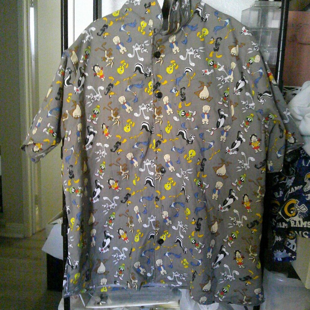 Men's XL Looney Tunes Short Sleeve Shirt-Handmade-Unique!